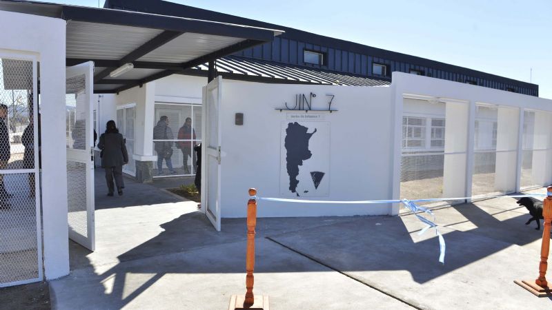 Lucía inauguró el nuevo edificio de Jardín de Infantes Nuclearizado N°7