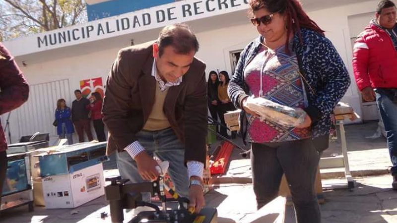 Entregaron equipamiento de Nación a emprendedores