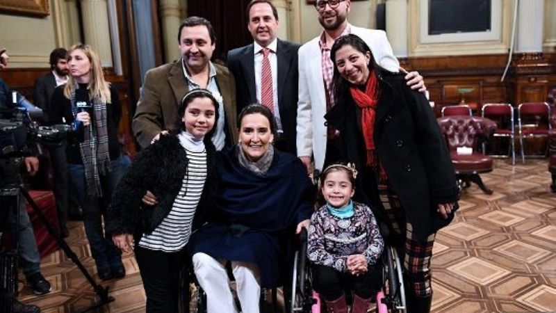 El Profe Mariano y Agostina fueron reconocidos en el Senado