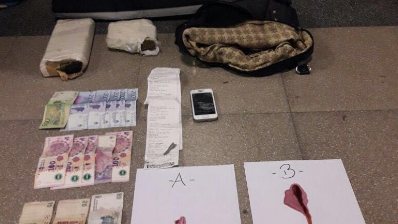 Detienen a una mujer que utilizaba a su hija para pasar droga