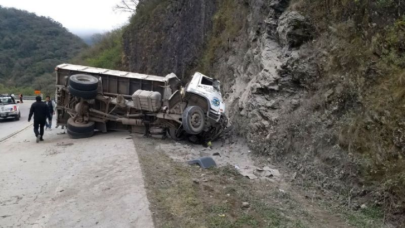 Otro vuelco de un camión, esta vez en El Totoral