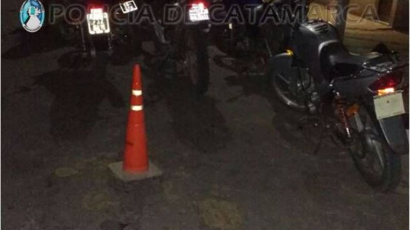 Secuestran motocicletas y liberan aves canoras en Los Varela
