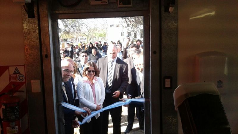 “No nos tenemos que aislar de la formación académica”