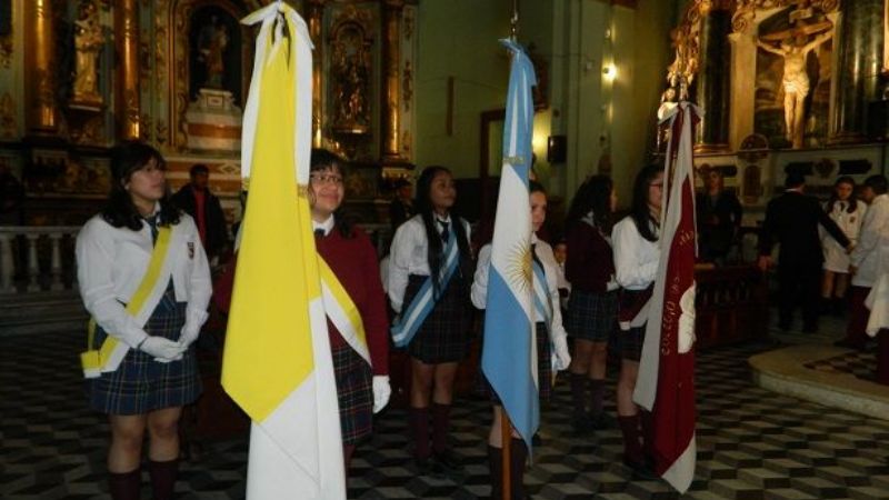 El colegio Virgen Niña celebró la Natividad   de María