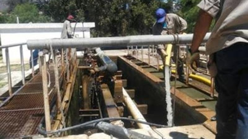 “Producimos 1700 litros por día por cada usuario y así no alcanza”