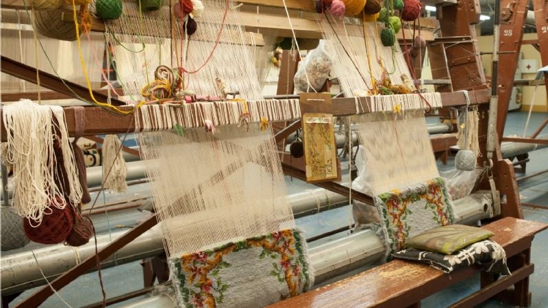 La Fábrica de Alfombras cerrada por vacaciones