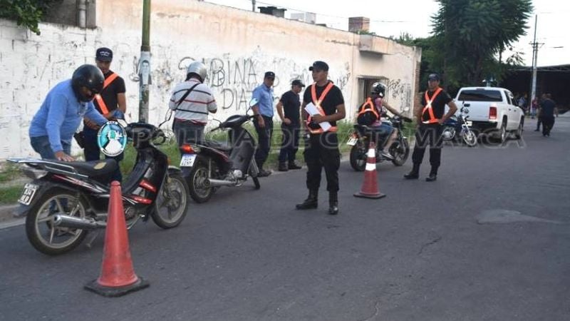 Secuestran 13 motos en controles