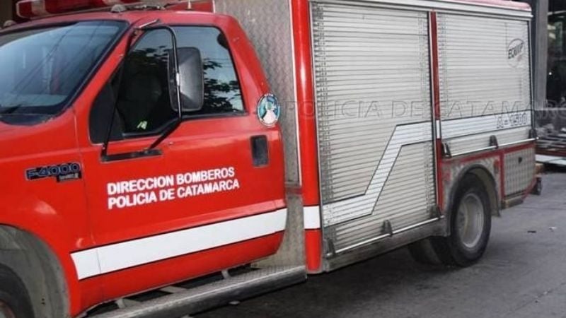 Una mujer, un niño y un bebé asistidos tras el incendio en una vivienda