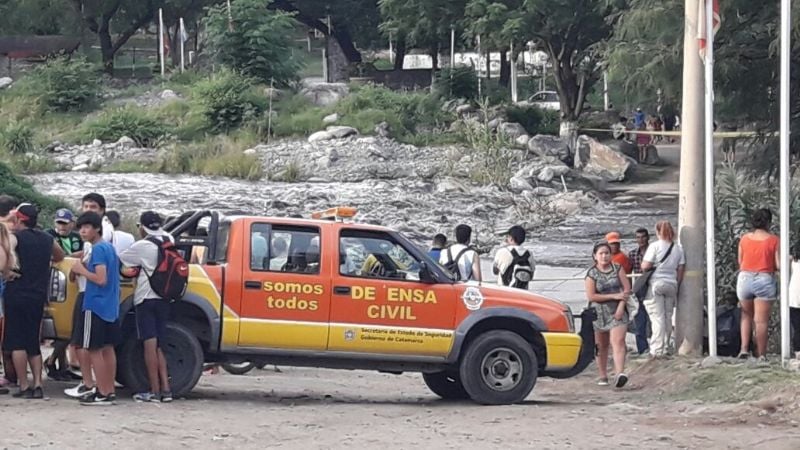 Tragedia en el Río El Tala, crecida arrastró a dos personas: un muerto