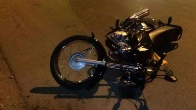 Mujer herida en un accidente motociclístico