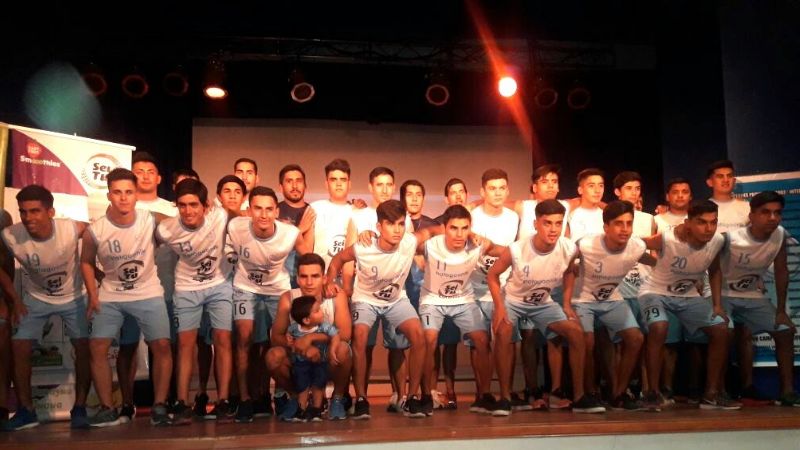 Federal C: Unión Sportiva presentó nueva indumentaria