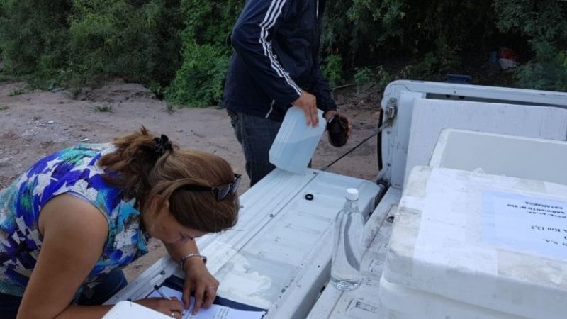 Intensivo programa de toma de muestras de agua en la Capital