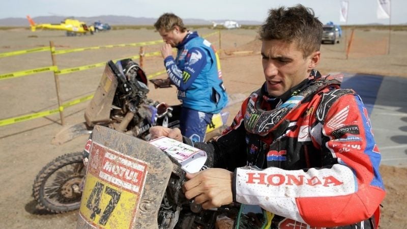 Benavides tuvo un recibimiento de héroe en Salta