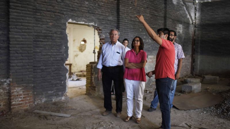 Lucía recorrió las obras del ISAC y de la Manzana del Turismo