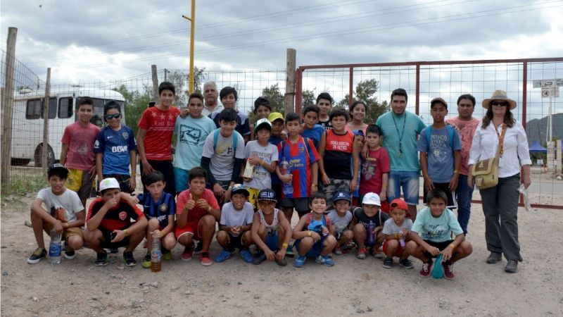 Alumnos realizaron visita guiada al Vivac del Dakar