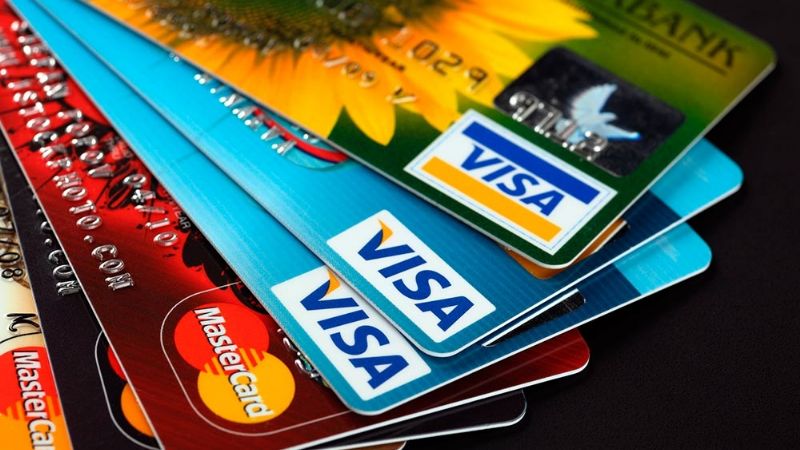 Más aumentos: comisiones de bancos subirán 60%