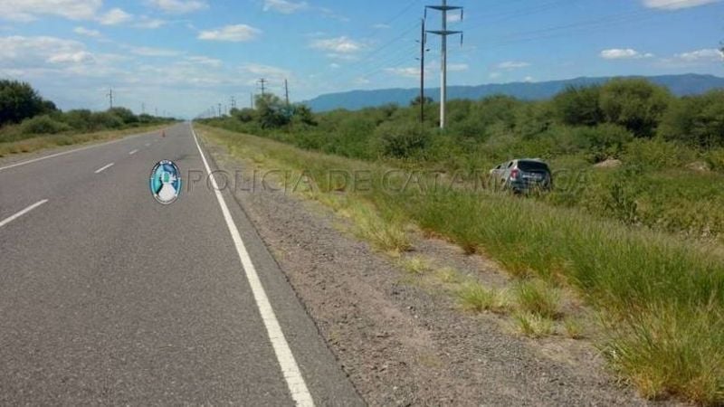 Violento despiste y vuelco en Capayán