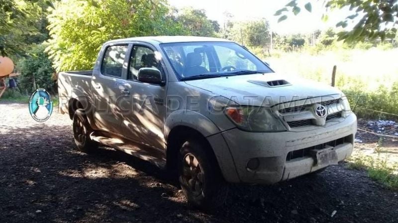 Aprehenden a un sexagenario y secuestran una camioneta en Santa Rosa