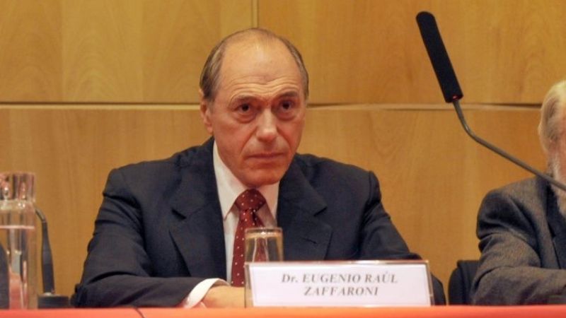 Zaffaroni quiere que Macri se vaya “lo antes posible"