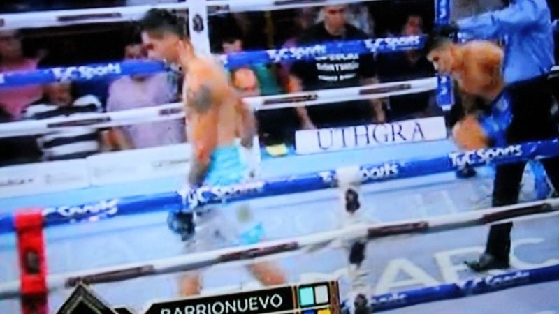 Demoledor KO de "La Joya" Barrionuevo en el 1er. round