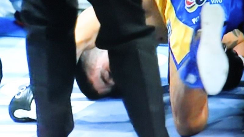 Demoledor KO de "La Joya" Barrionuevo en el 1er. round