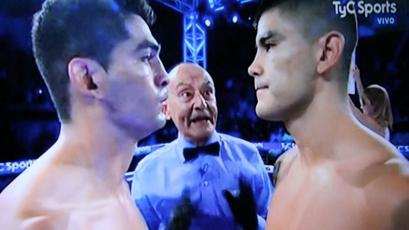 Demoledor KO de "La Joya" Barrionuevo en el 1er. round