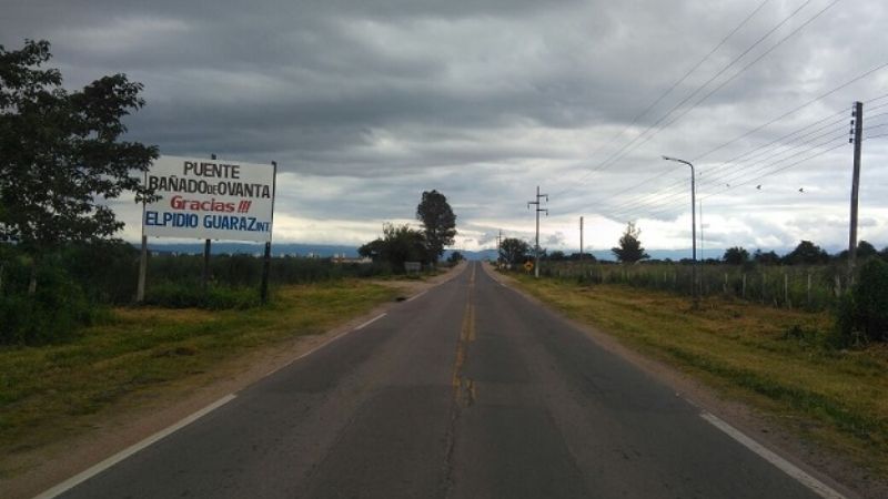 Vialidad Nacional denuncia que Guaráz tapó carteles para promocionar obras que no hizo