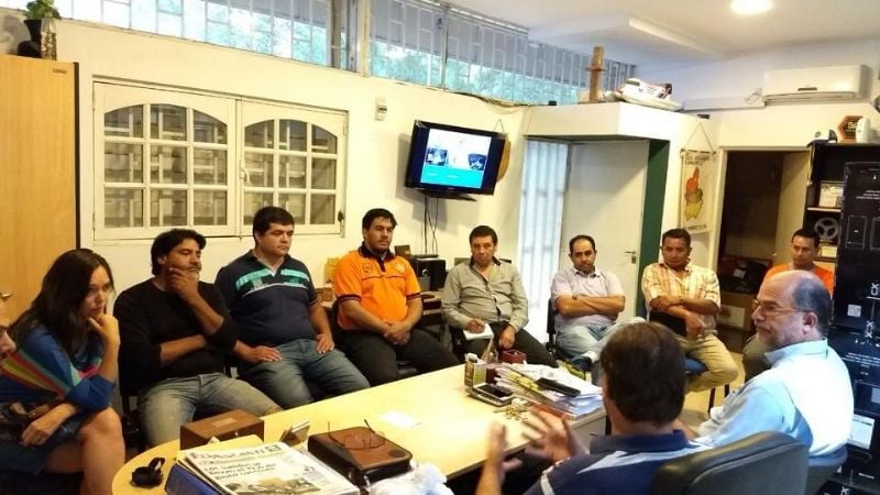 Reunión para regular los vuelos de parapente