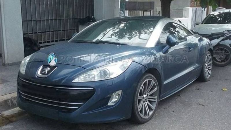 Secuestran valioso auto con pedido de la Justicia de Santa Fe