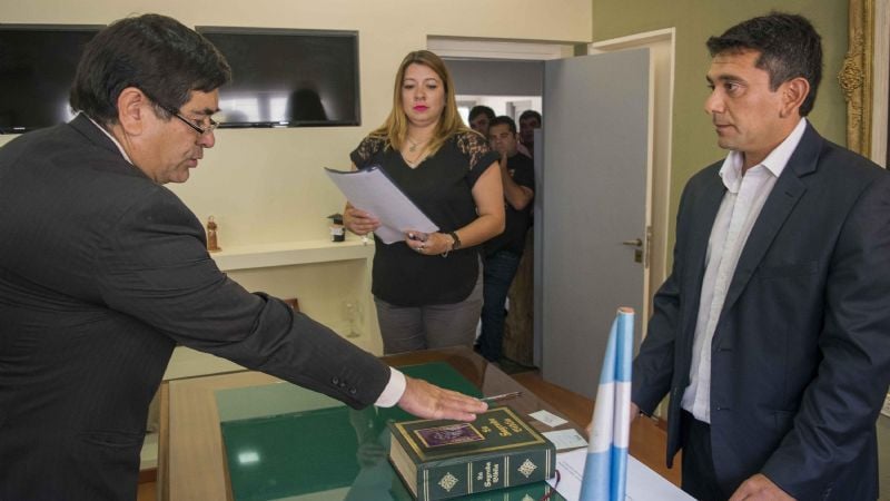 Ferreyra tomó juramento a nuevos miembros de su gabinete