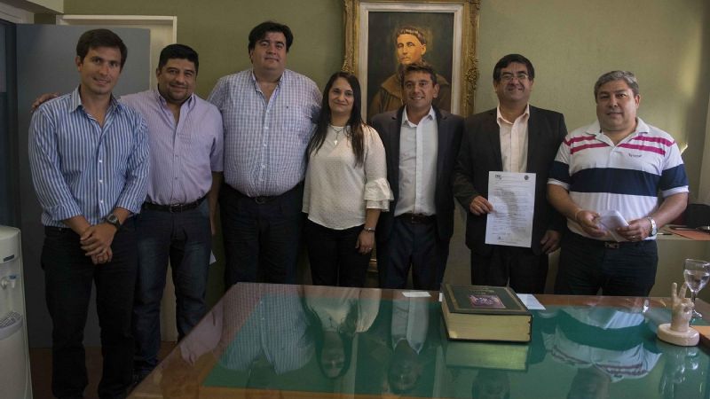 Ferreyra tomó juramento a nuevos miembros de su gabinete