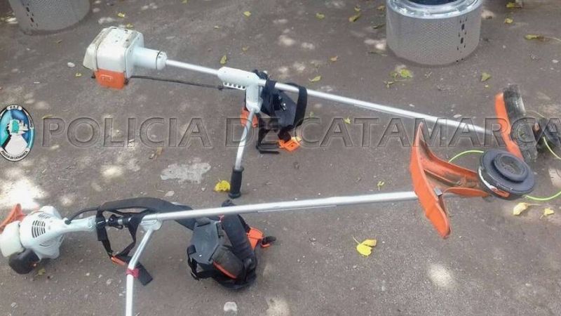 Recuperan dos desmalezadoras en Capayán