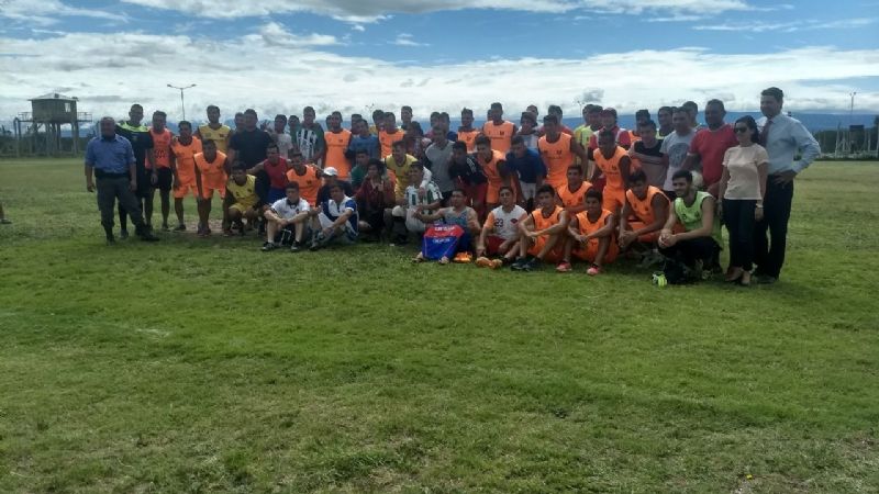 La Primera División de San Lorenzo jugó en el Penal de Miraflores