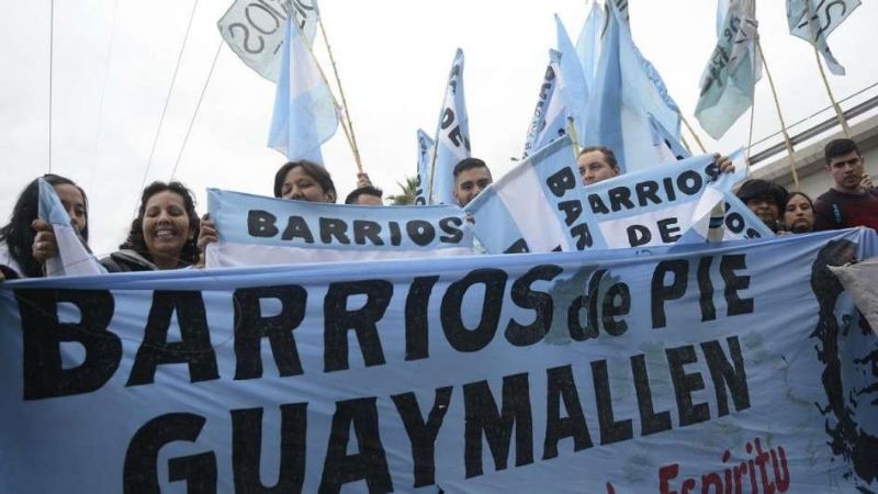 Gobierno analiza dar de baja unos 28.000 planes sociales