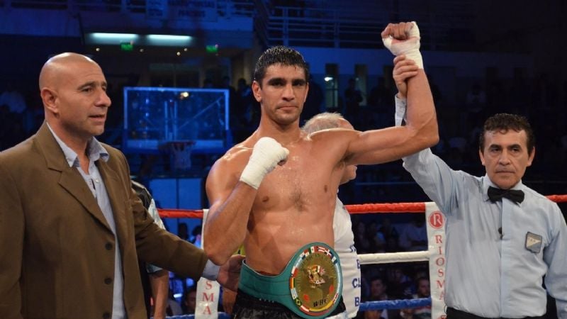 Maderna, nuevo campeón argentino de los supermedianos