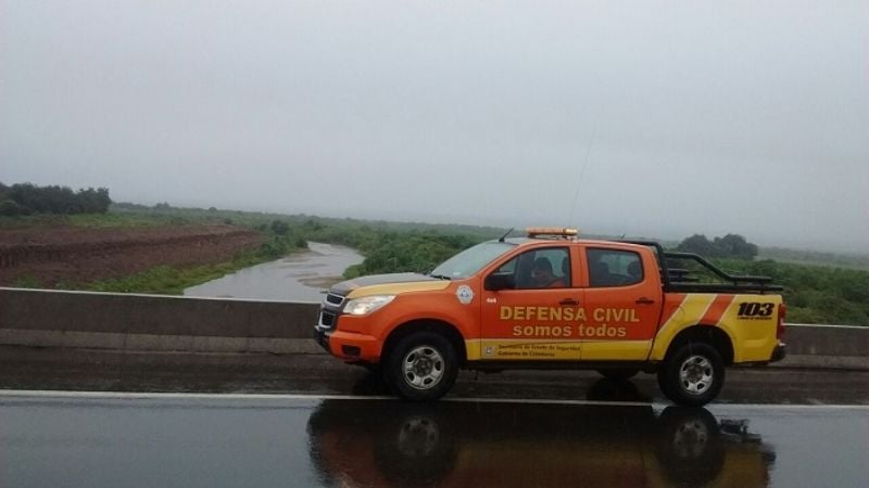 Defensa Civil verificó el estado de los ríos del Este provincial