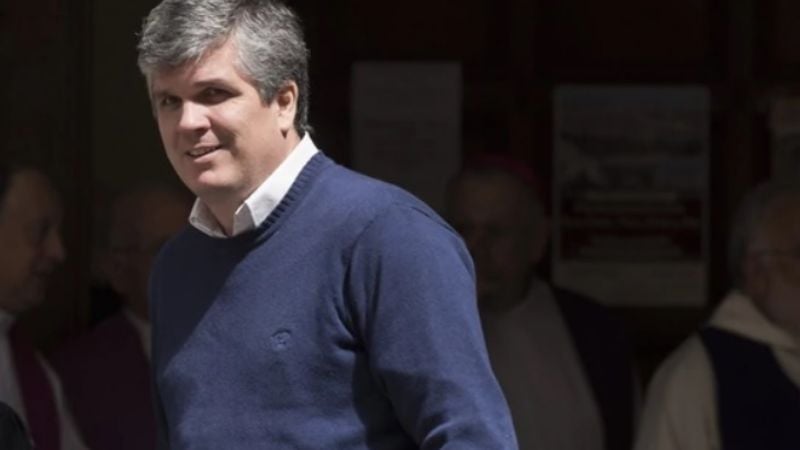 Quiénes son los familiares de ministros que tendrán que dejar sus cargos