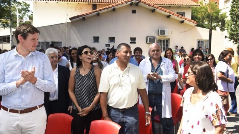 Lucía entregó equipamiento para el Hospital de Niños