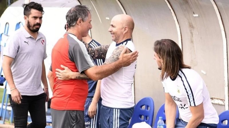 Sampaoli inició la observación de “locales” en Independiente