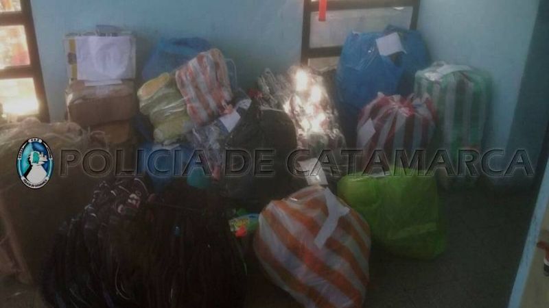 Secuestran vehículos y mercadería ilegal durante un control en Capayán