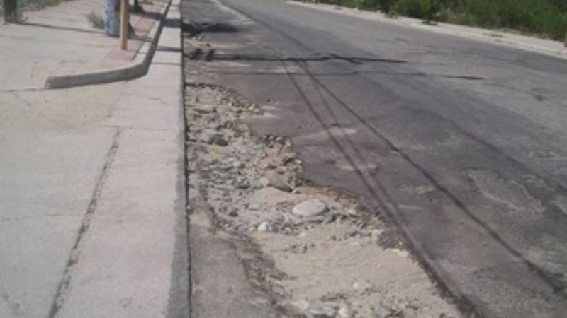 Reclamo por el pavimento prometido