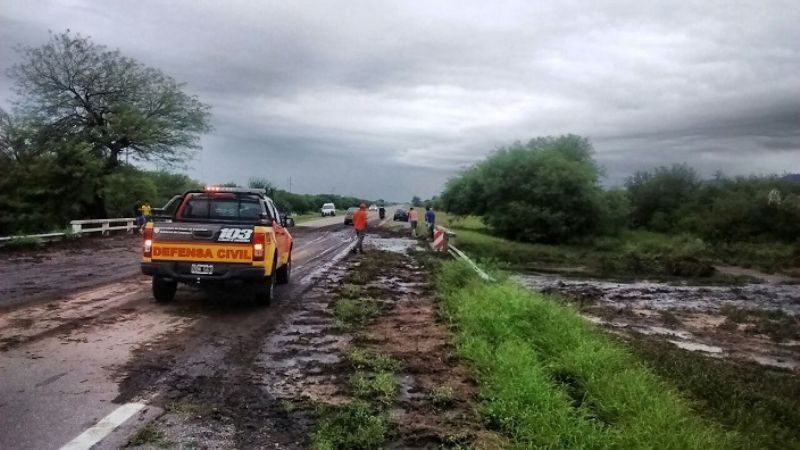 Defensa Civil monitorea ríos de Capayán