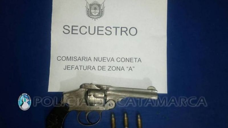 Lo detienen y tenía un arma de fuego cargada