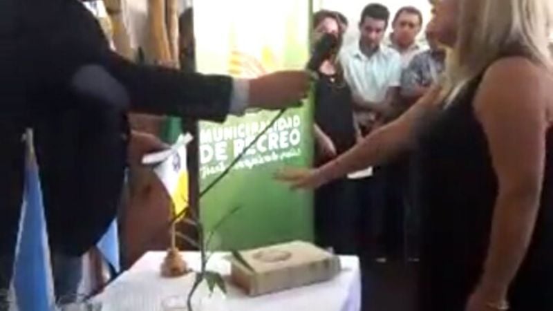 Herrera tomó juramento a nuevos funcionarios