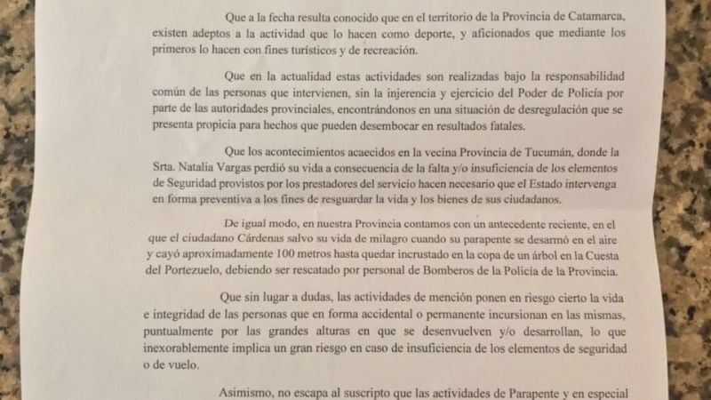 Suspenden en Catamarca los vuelos en parapente