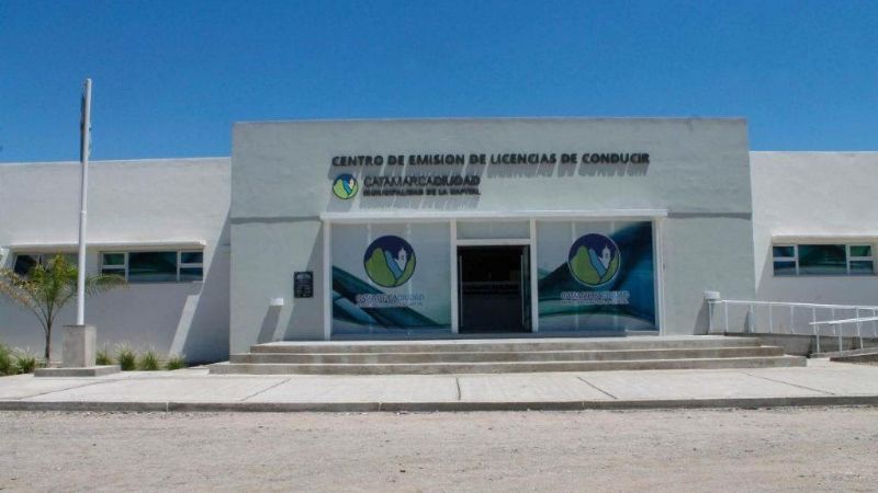 Centro de licencias: reparan aire acondicionado y volvieron los trabajadores