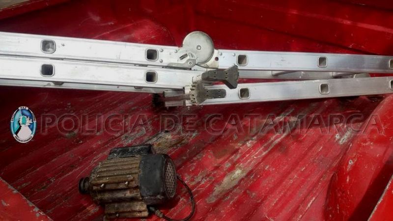 Secuestran una escalera