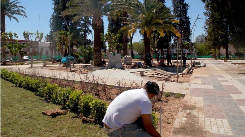 Expectativa por la inauguración de la revalorización de la plaza 25 de Mayo