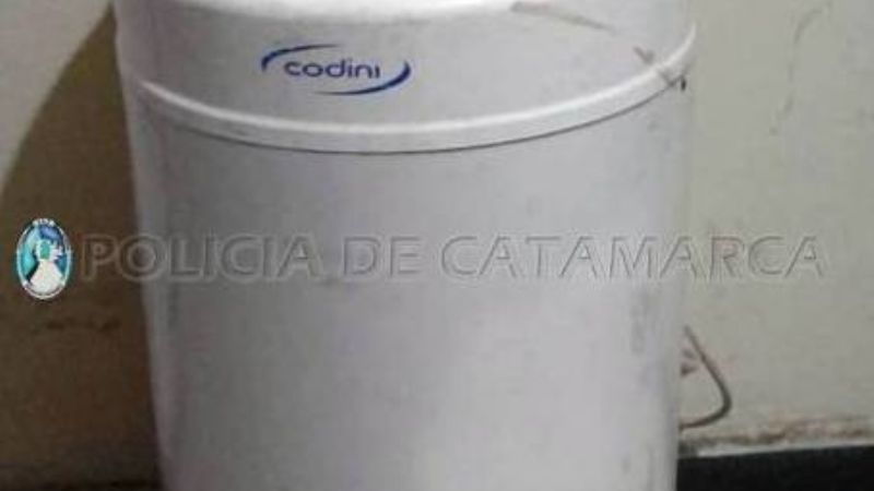 Sorprenden a un ladrón vendiendo un secarropa