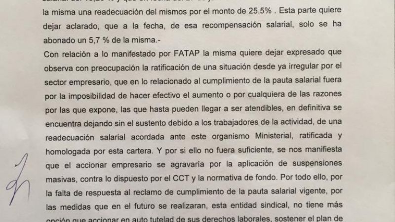 No hubo acuerdo y continua el paro de transporte
